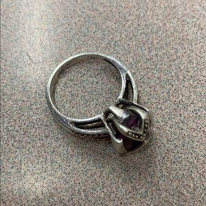 Vintage red stone ring
